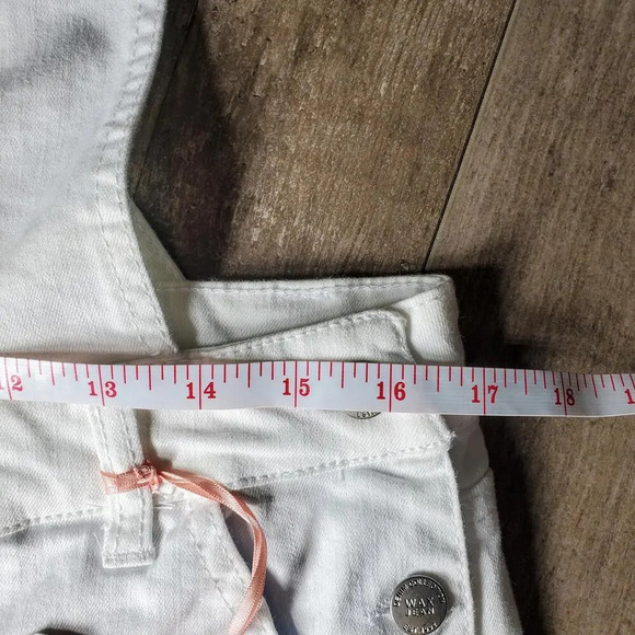 NWT WAX Jeans White Distressed Denim Shortalls Juniors Size Large - Picture 7 of 15